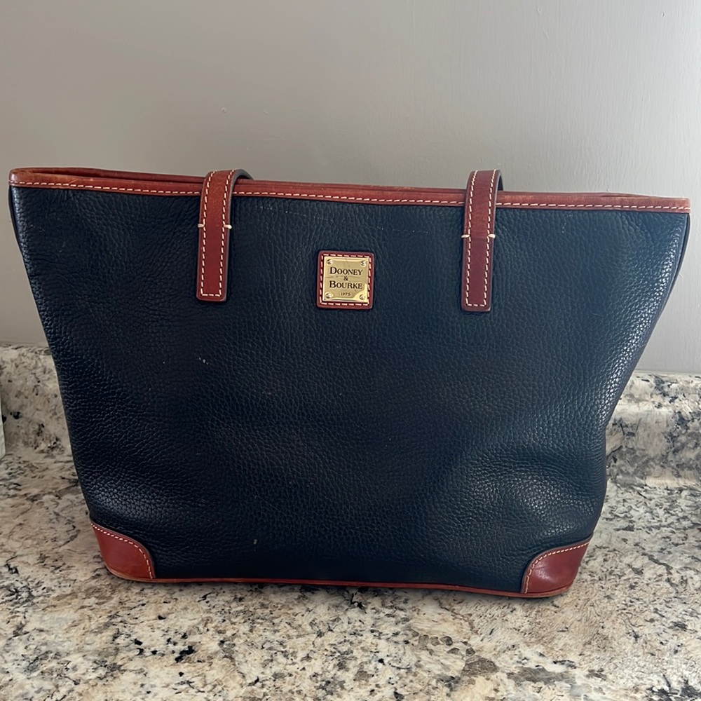 Dooney & Bourke Pebble Grain Purse